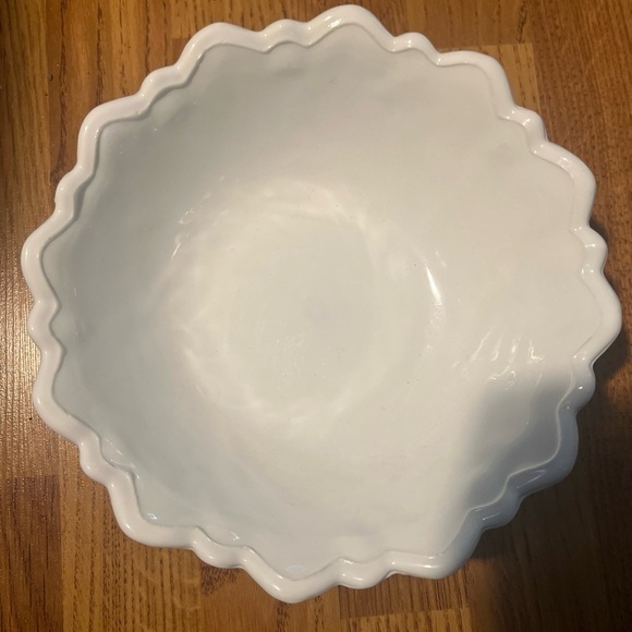 VTG Indiana Glass Company Serving Bowl Large 9"W x 3"H White Milk Glass Floral - Picture 2 of 5